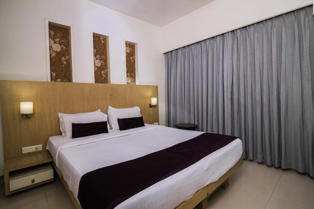 Hotel Monarch Guestline In Midc Rabale, นาวีมุมไบ ภายนอก รูปภาพ