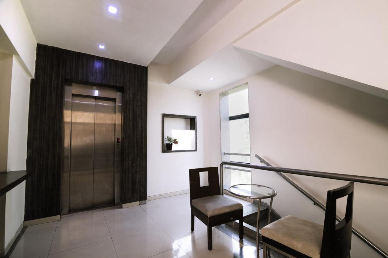 Hotel Monarch Guestline In Midc Rabale, นาวีมุมไบ ภายนอก รูปภาพ