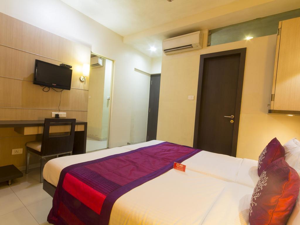 Hotel Monarch Guestline In Midc Rabale, นาวีมุมไบ ภายนอก รูปภาพ