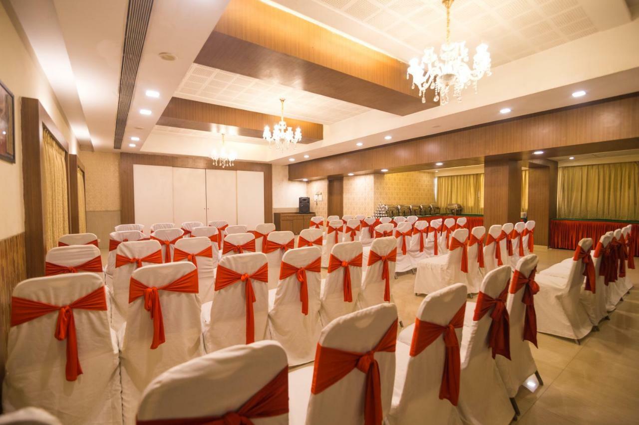 Hotel Monarch Guestline In Midc Rabale, นาวีมุมไบ ภายนอก รูปภาพ